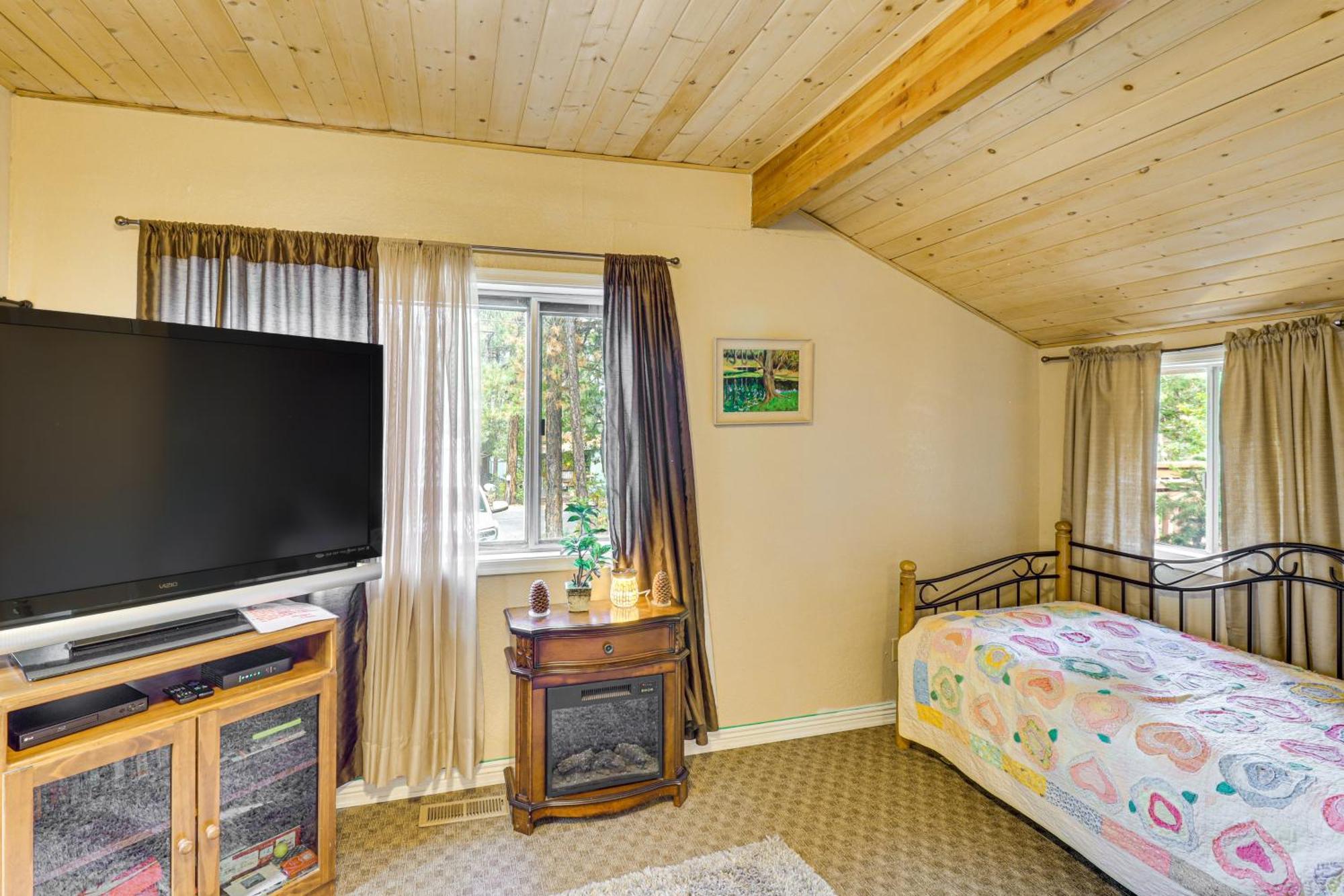 Cozy Lakeside Escape With Deck 4 Mi To Rainbow Lake Pinetop-Lakeside Dış mekan fotoğraf